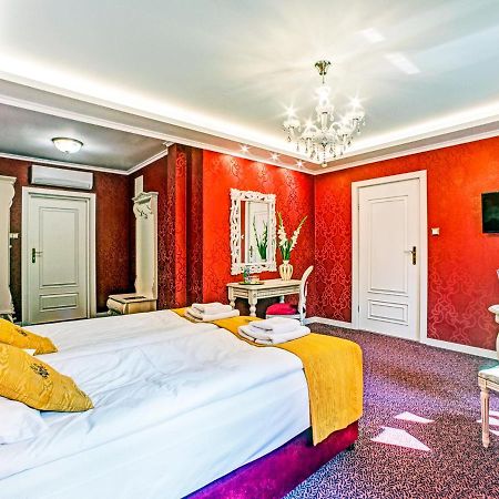 Royal Palace Centrum Bankietowe Σάνοκ Εξωτερικό φωτογραφία