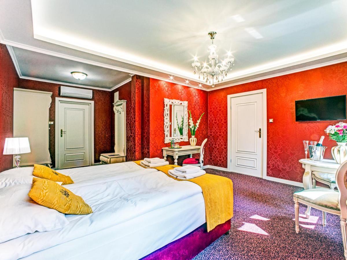 Royal Palace Centrum Bankietowe Σάνοκ Εξωτερικό φωτογραφία