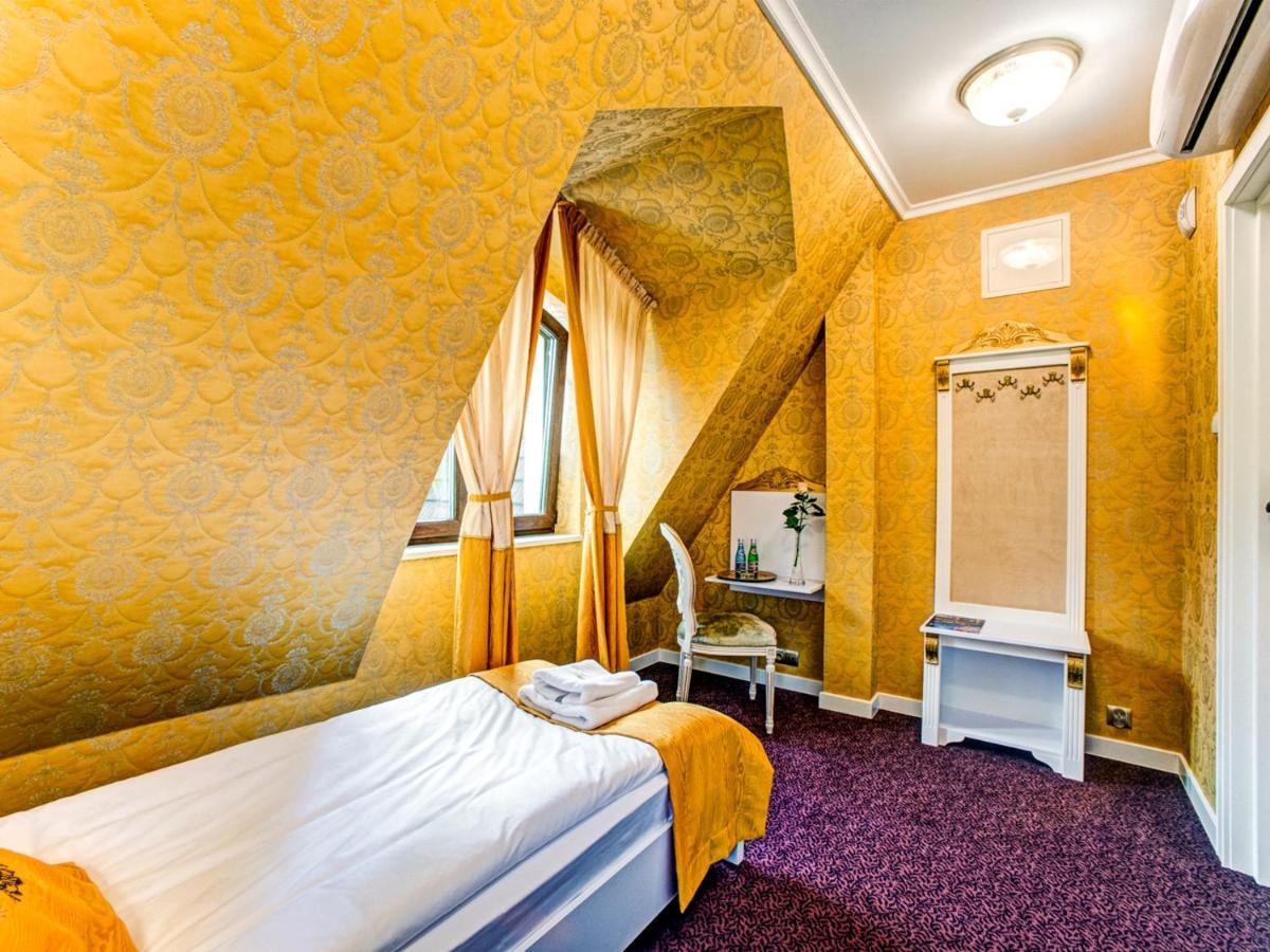 Royal Palace Centrum Bankietowe Σάνοκ Εξωτερικό φωτογραφία