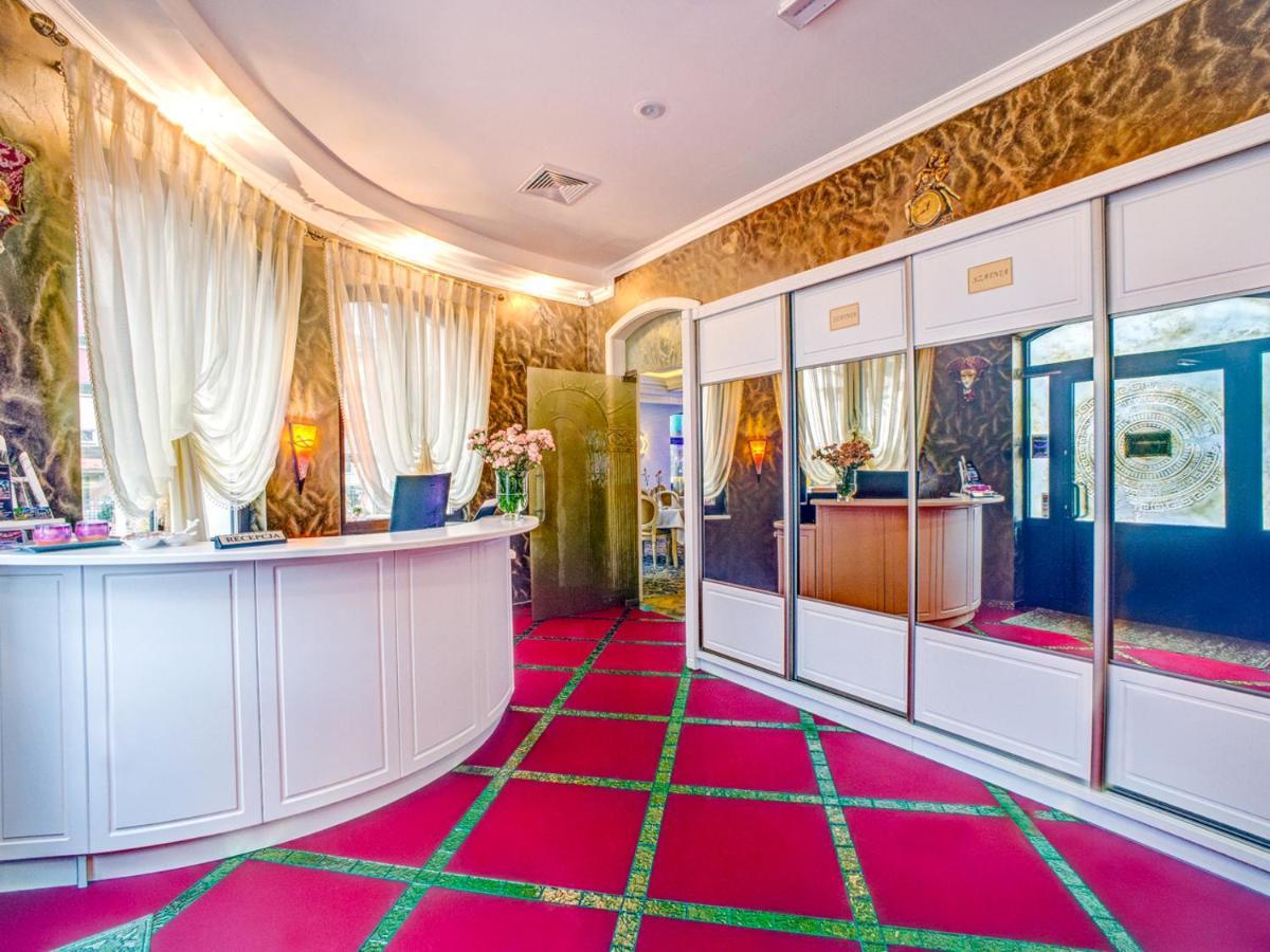 Royal Palace Centrum Bankietowe Σάνοκ Εξωτερικό φωτογραφία